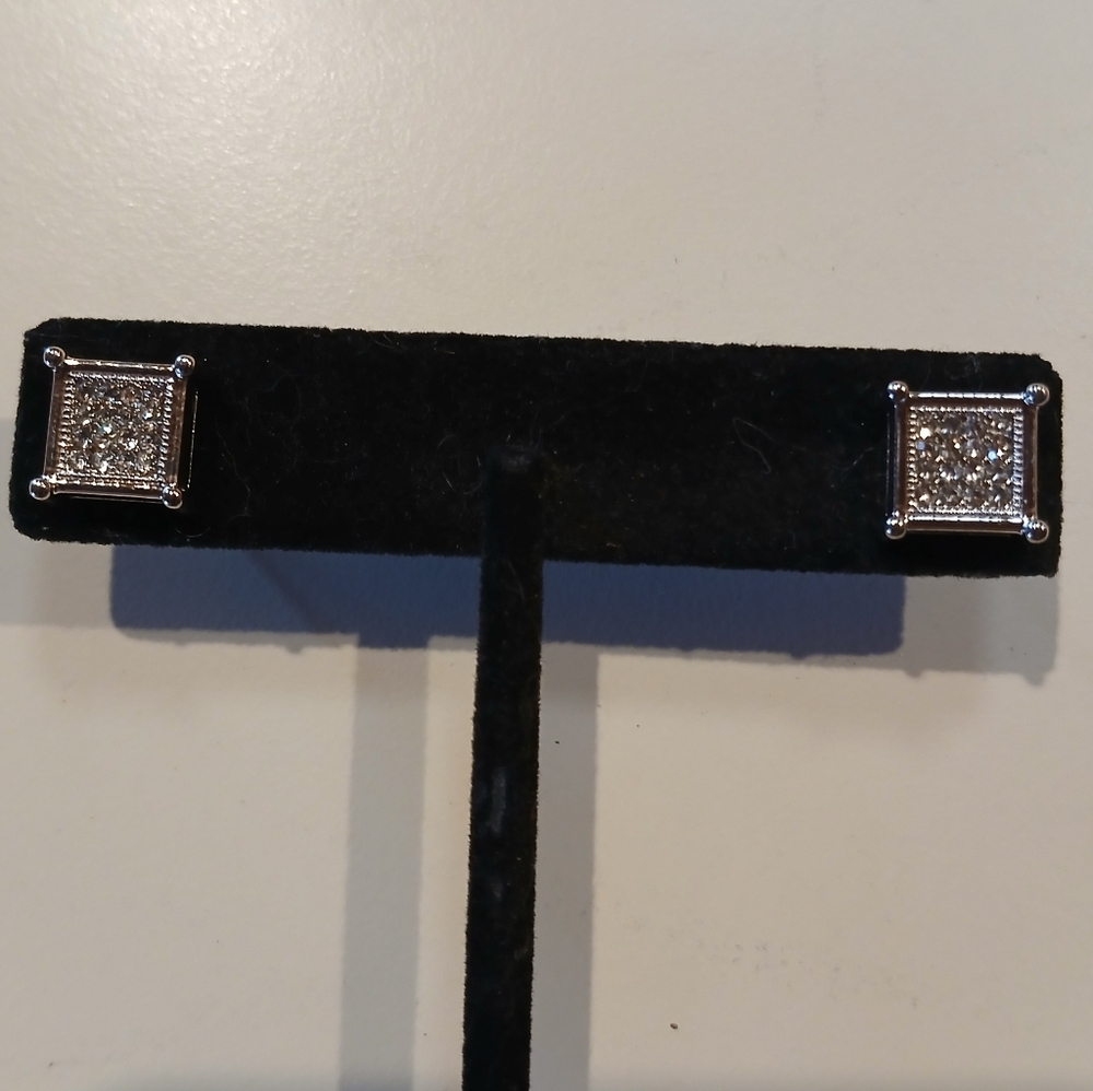 💎  Stainless Steel Square CZ Post Back Studs💎 - Picture 2 of 9
